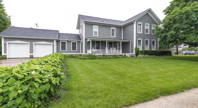 Photo of 618 Maiden St, Mineral Point, WI 53565