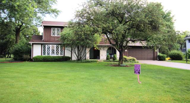 Photo of 2535 Blarney Stone Dr, Beloit, WI 53511