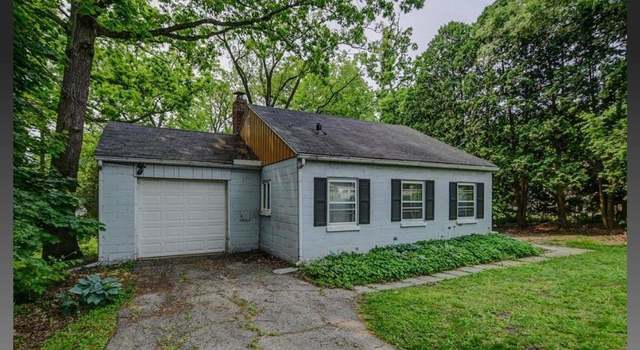 Photo of 4552 Winnequah Rd, Monona, WI 53716