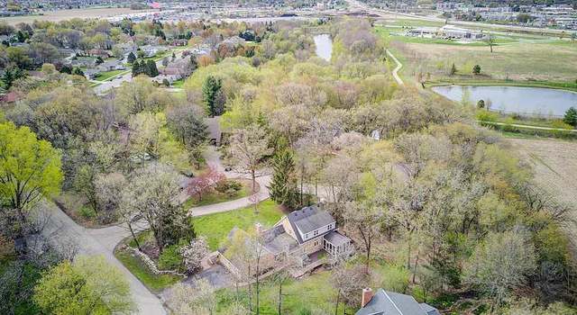 Photo of 3015 Beacon Ct, Janesville, WI 53546