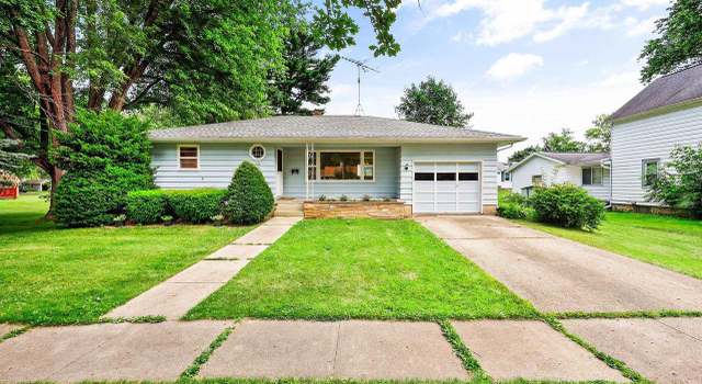 Photo of 839 S Lewis St, Columbus, WI 53925