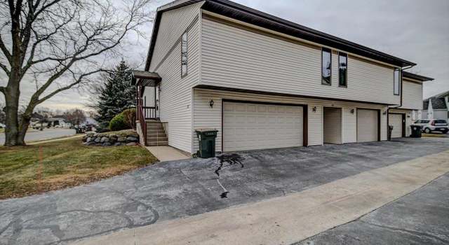 Photo of 122 White Tail Dr, Sun Prairie, WI 53590