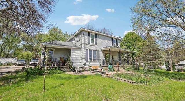 Photo of 604 9th Ave, Baraboo, WI 53913