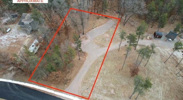 Photo of 823 Marlboro Ct, Nekoosa, WI 54457