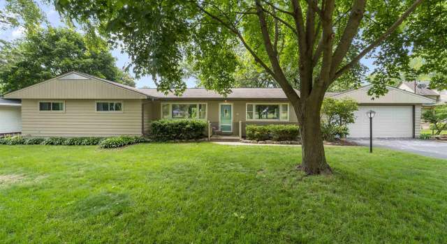 Photo of 519 W Starin Rd, Whitewater, WI 53190
