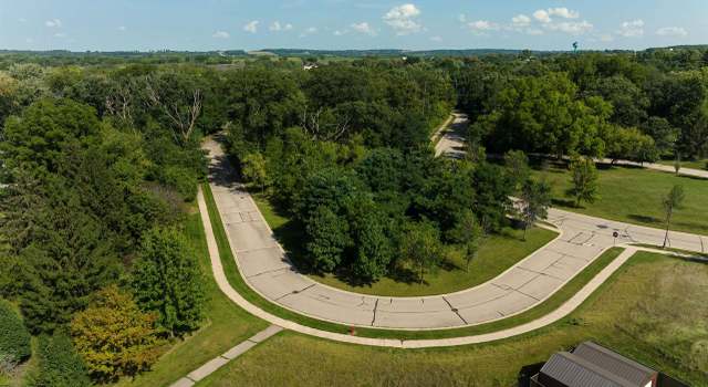 Photo of 416 Stonehaven Dr, Green Lake, WI 54941