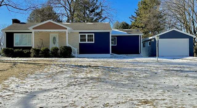 Photo of 800 Church St, Clyman, WI 53016