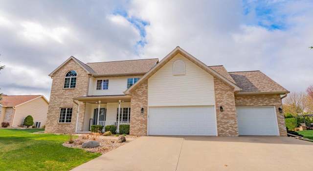 Photo of 2187 Essex Dr, Sun Prairie, WI 53590