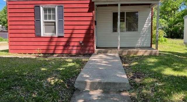 Photo of 627 Newfield Dr, Beloit, WI 53511