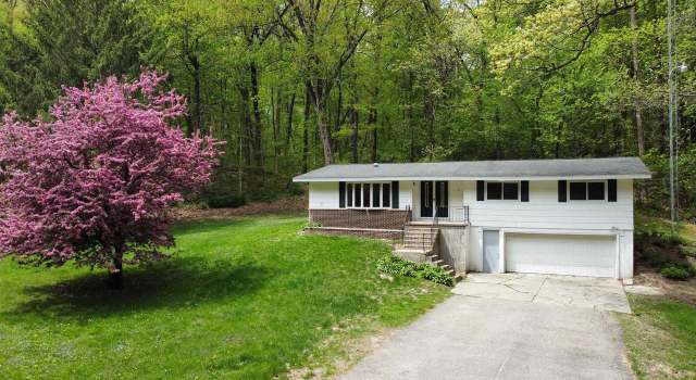 Photo of N4015 Hale Rd, Mauston, WI 53948
