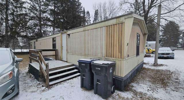 Photo of 615 S Market St #9, Westfield, WI 53964