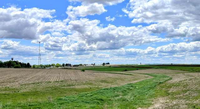 Photo of 21.42 acres Hwy 18 Rd, Prairie Du Chien, WI 53821