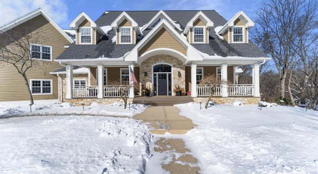 Photo of 5653 Ashbourne Ln, Fitchburg, WI 53711