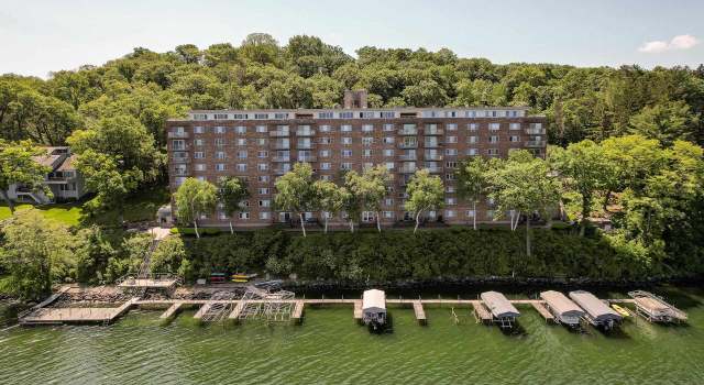 Photo of 3100 Lake Mendota Dr #602, Madison, WI 53705
