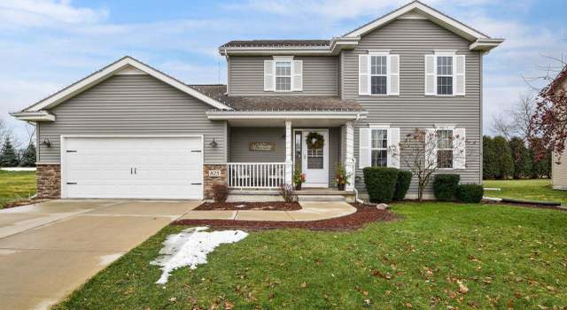 Photo of 825 Cheshire Castle Way, Verona, WI 53593