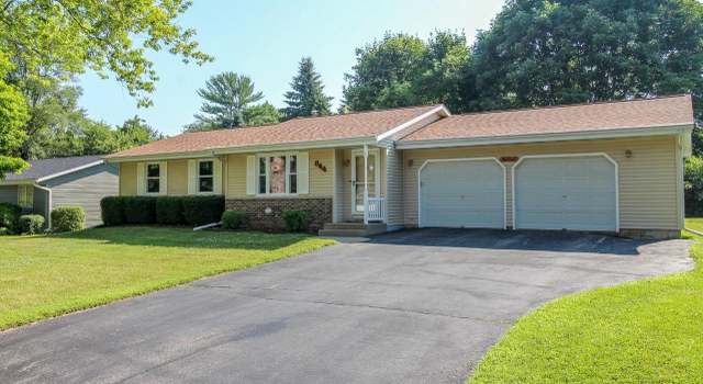 Photo of 844 Mary Ct, Jefferson, WI 53549
