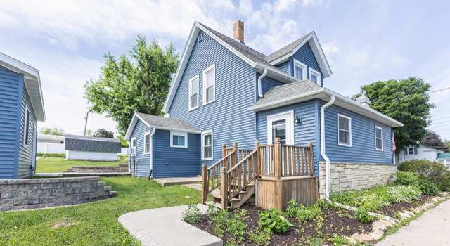 Photo of 142 W Church St, Shullsburg, WI 53586