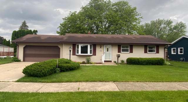 Photo of 1711 Greenwich Ln, Janesville, WI 53545