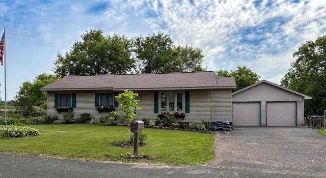 Photo of 1420 Ridgeway St, Hammond, WI 54015