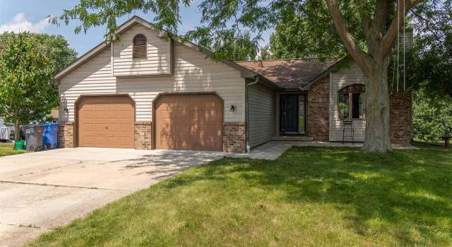 Photo of 202 Sunset Cir, Columbus, WI 53925