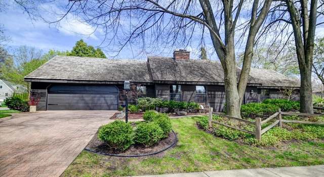 Photo of 105 N Yellowstone Dr, Madison, WI 53705