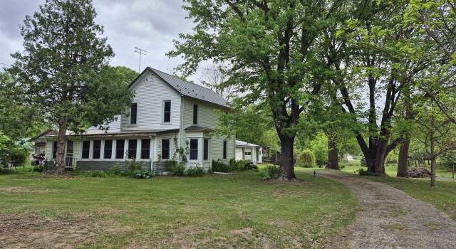 Photo of 33135 Fulton St, Lone Rock, WI 53556