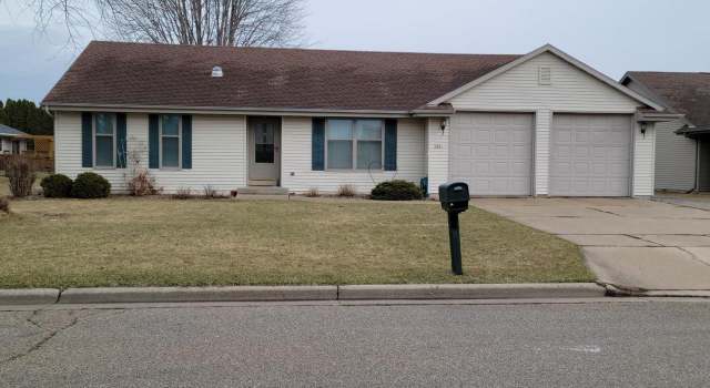 Photo of 2815 Carrousel Ln, Janesville, WI 53545