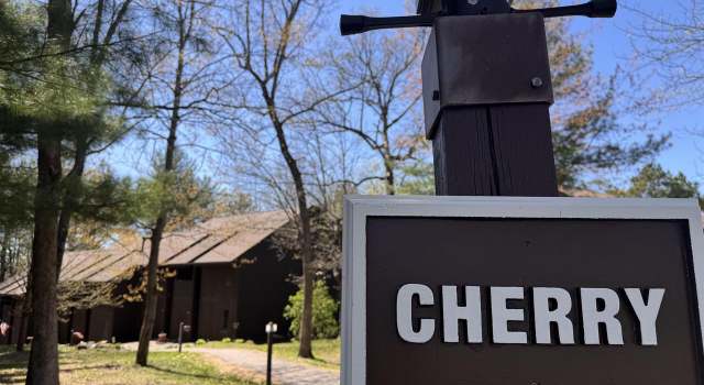 Photo of 2 Cherry Trl, Wisconsin Dells, WI 53965