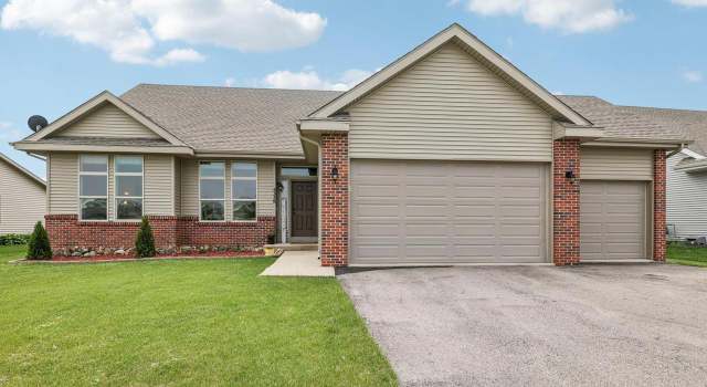 Photo of 4338 Sandstone Dr, Janesville, WI 53546