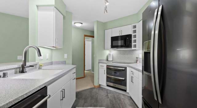 Photo of 8530 Greenway Blvd #214, Middleton, WI 53562