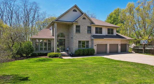 Photo of 10 Prairie Hill Ct, Madison, WI 53719