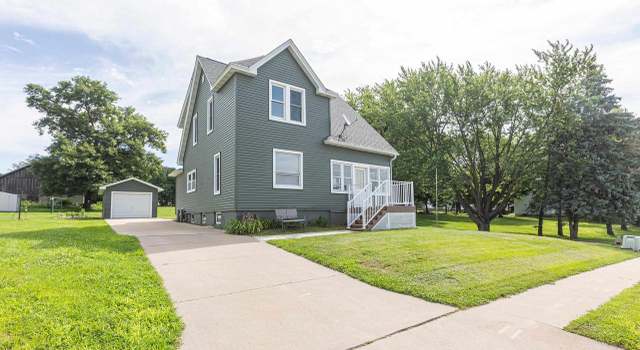 Photo of 56 Alma St, Benton, WI 53803