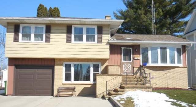 Photo of 113 Wayland St, Beaver Dam, WI 53916