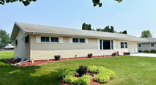 Photo of 1914 Elizabeth St, Janesville, WI 53548