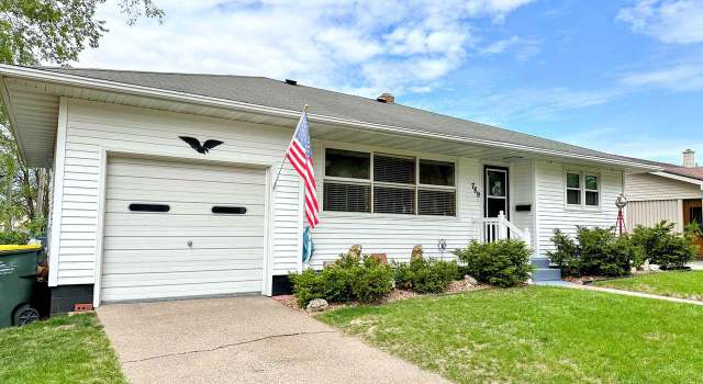 Photo of 789 S Beaumont Rd, Prairie Du Chien, WI 53821