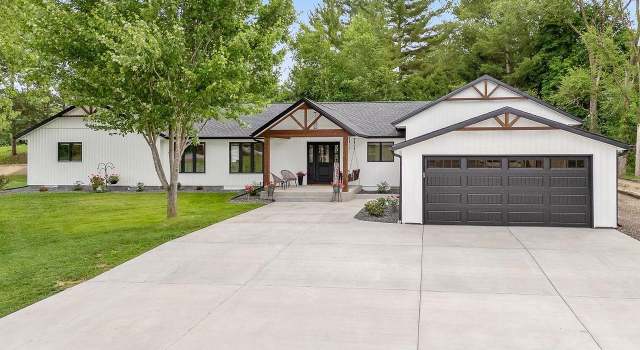 Photo of S7516 Oak Rd, Merrimac, WI 53561