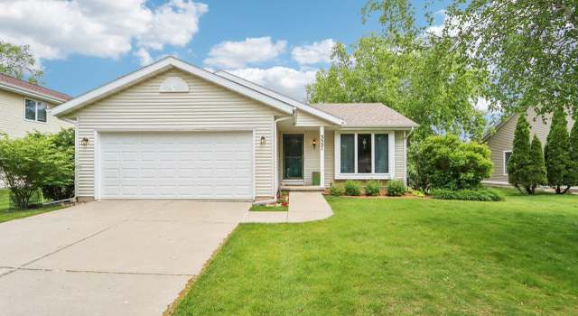 Photo of 3521 Stonebridge Dr, Madison, WI 53719