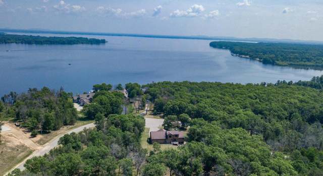 Photo of W5037 Timber Ridge Ln, Mauston, WI 53948
