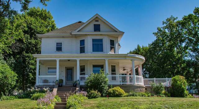 Photo of 32 Alma St, Benton, WI 53803