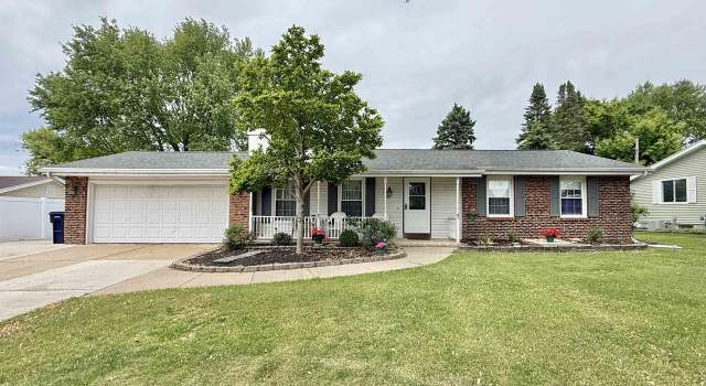 Photo of 3117 Canterbury Ln, Janesville, WI 53546