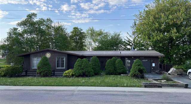 Photo of 108 Shanghai Ridge Rd, Wauzeka, WI 53826
