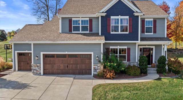 Photo of 1549 Cambridge Ct, Hubertus, WI 53033