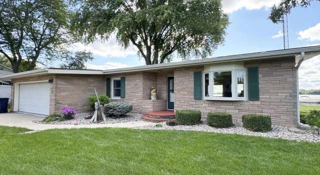 Photo of N8211 S Mckinley Beach Rd, Beaver Dam, WI 53916