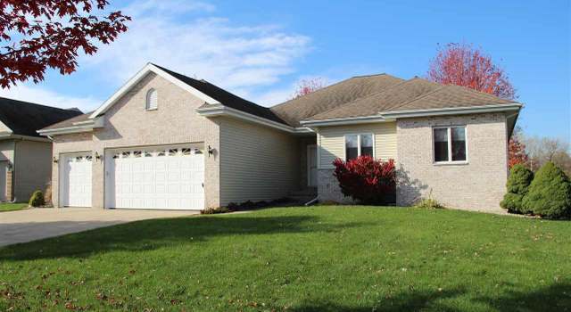 Photo of 415 W Oak St, Cottage Grove, WI 53527