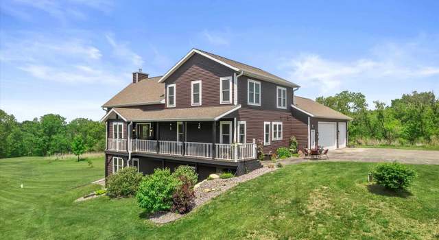 Photo of 10800 Clay Hill Rd, Mount Horeb, WI 53572