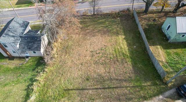Photo of 205 2nd Main St, Elroy, WI 53929