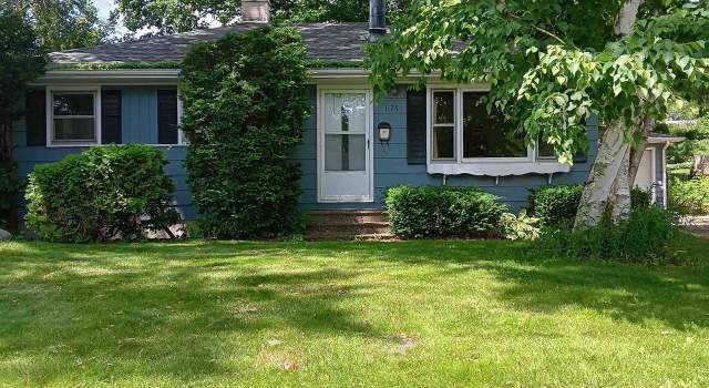 Photo of 1126 Bonnie Ln, Madison, WI 53716