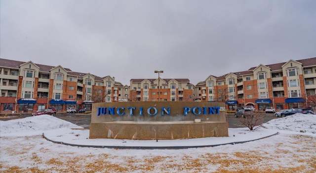 Photo of 301 Harbour Town Dr #214, Madison, WI 53717