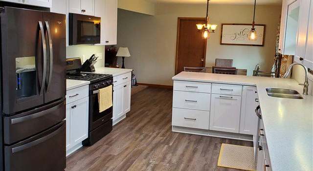 Photo of 741 Fuller St, Columbus, WI 53925