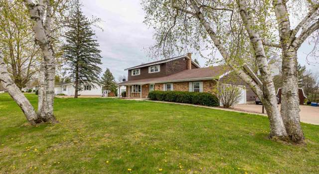 Photo of 615 Ridge Ave, Platteville, WI 53818
